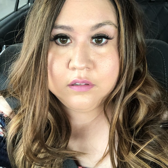 Meet your Posher, Megan - Picture 1 of 1